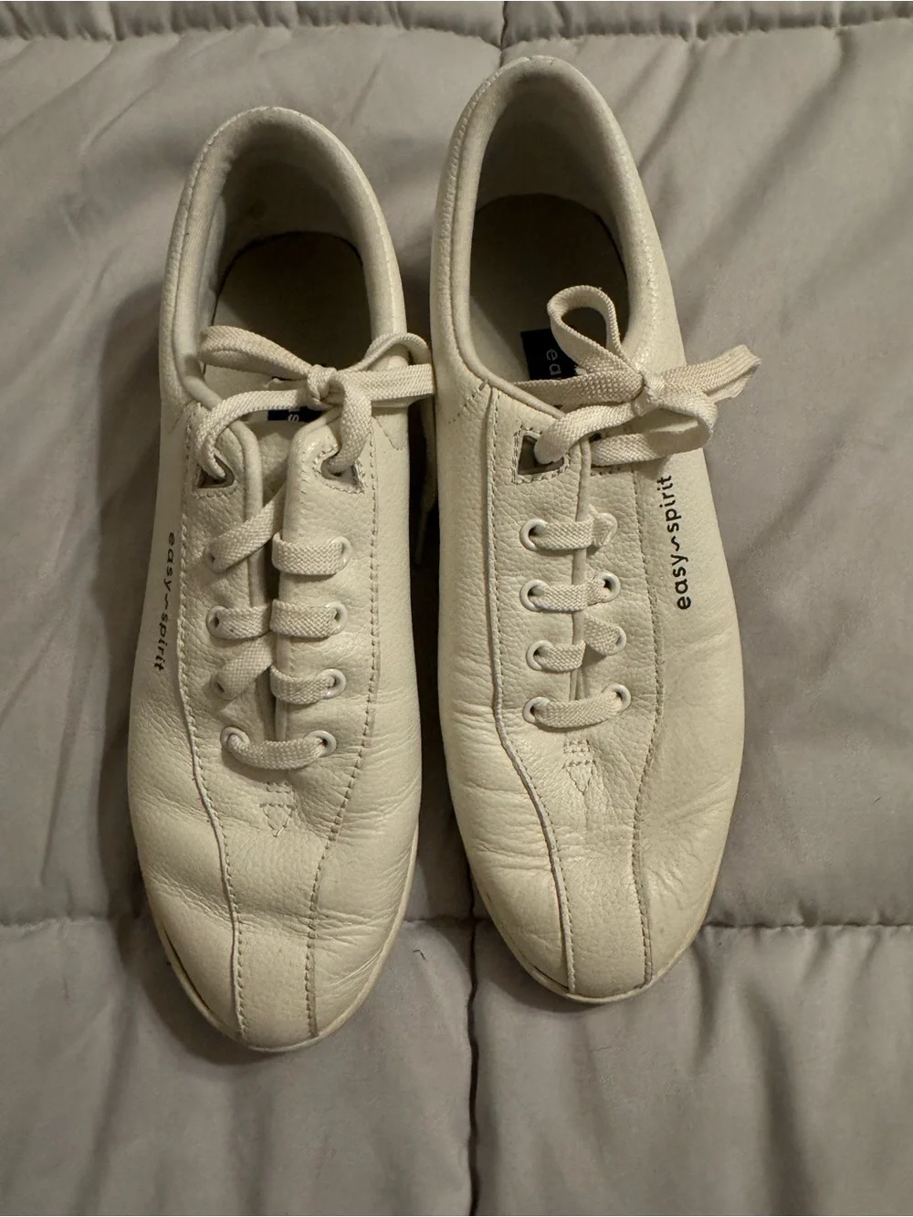 Easy Spirit Men’s Cream White Leather Lace-Up Sneakers 8.5